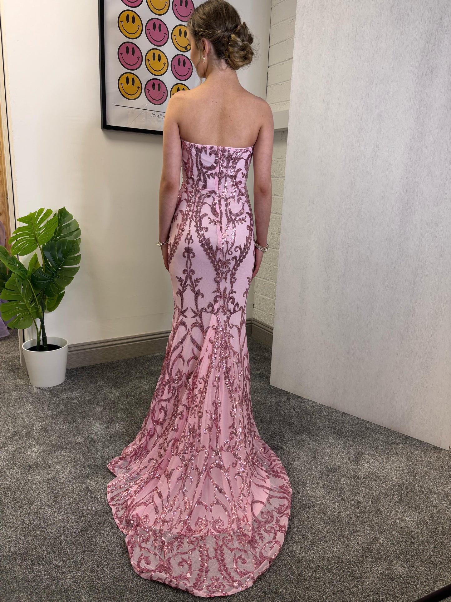 PINK SEQUIN FITTED GOWN