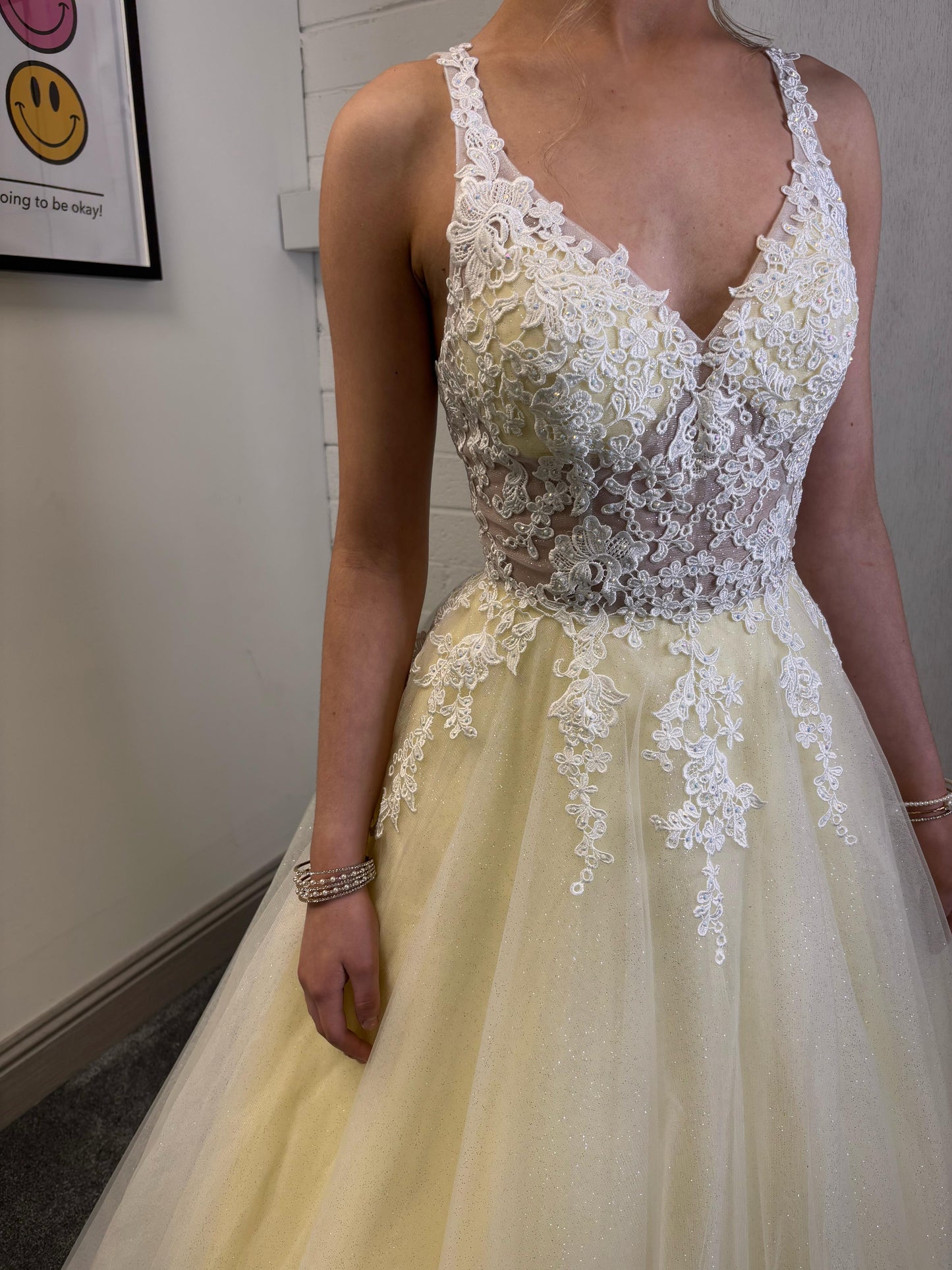PRINCESS GOWN YELLOW