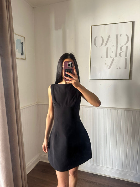 THE LBD DRESS